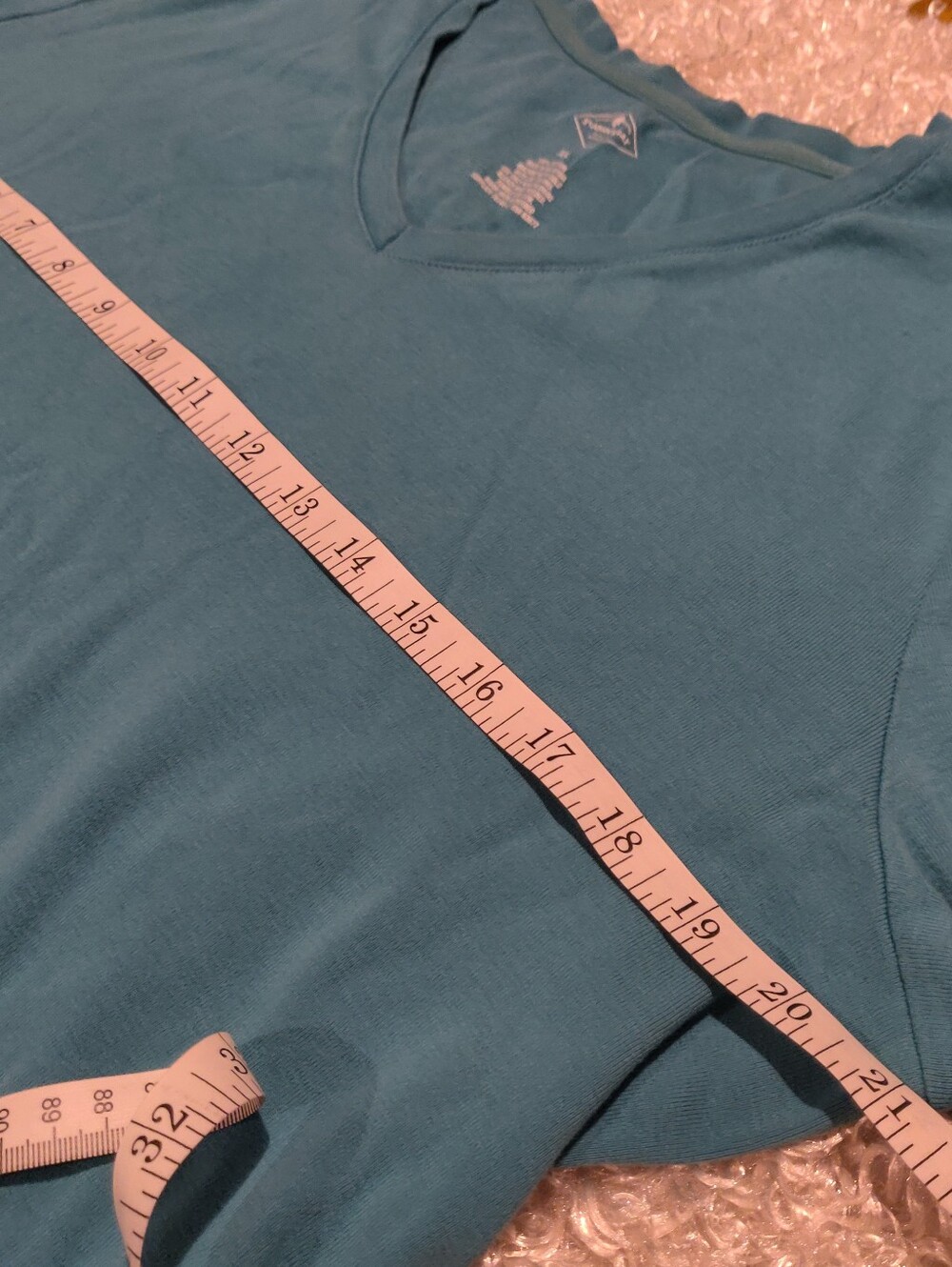 Women's St. John's Bay Teal V-Neck Shirt - Classic Comfort 3/4 Sleeve Size Large - Picture 4 of 6